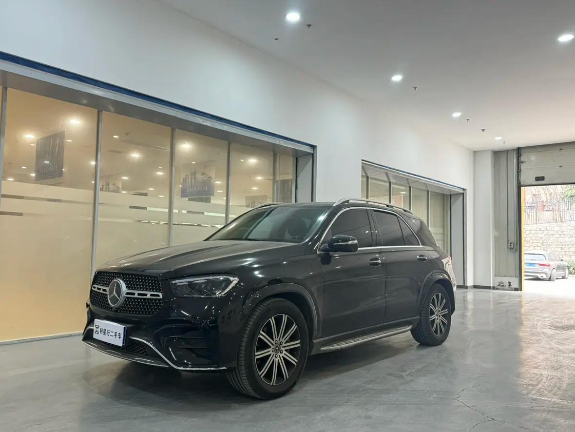 Mercedes-Benz GLE 2024 г. 16079 км.