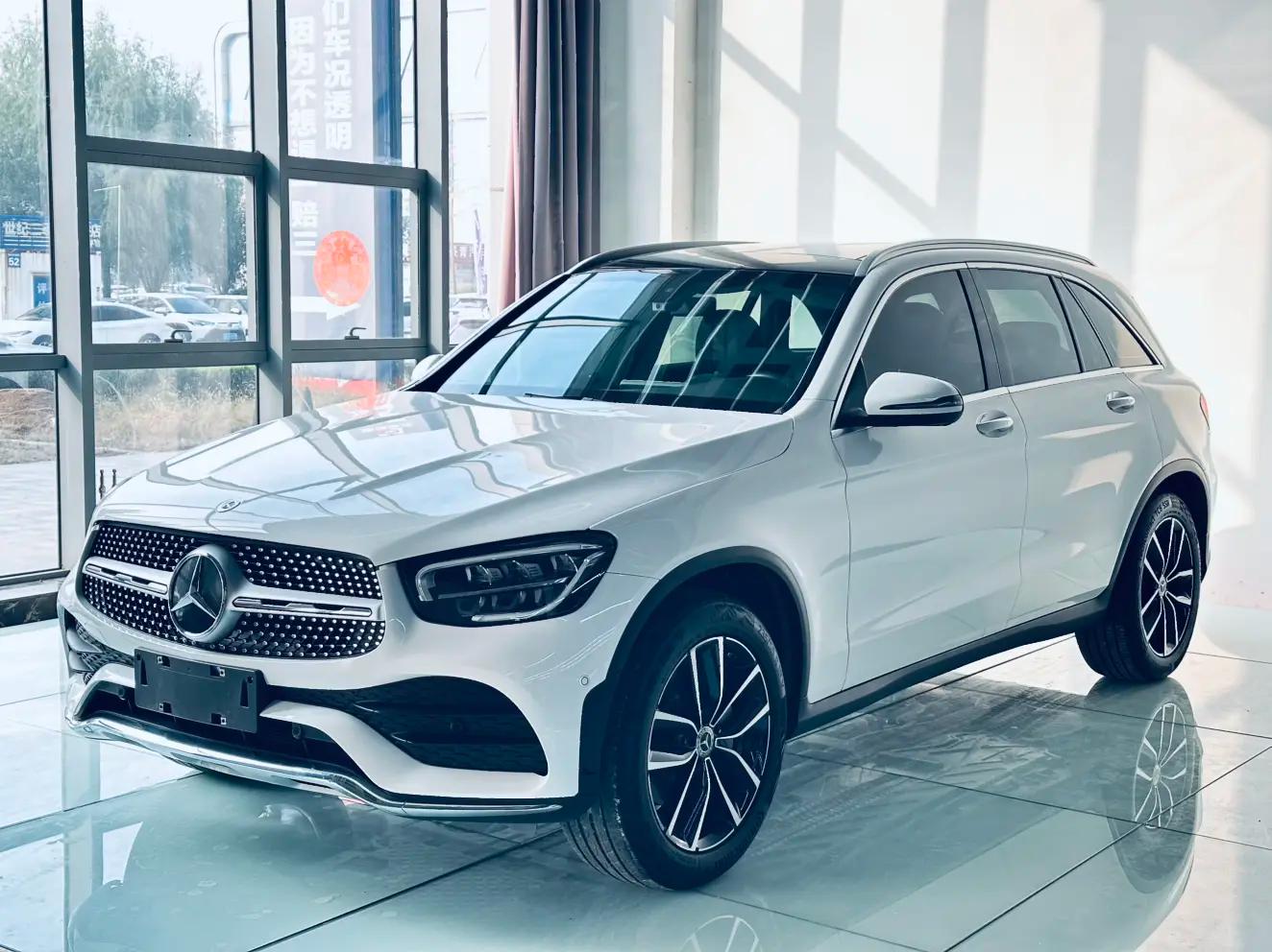 Mercedes-Benz GLC 2021 г. 92035 км.