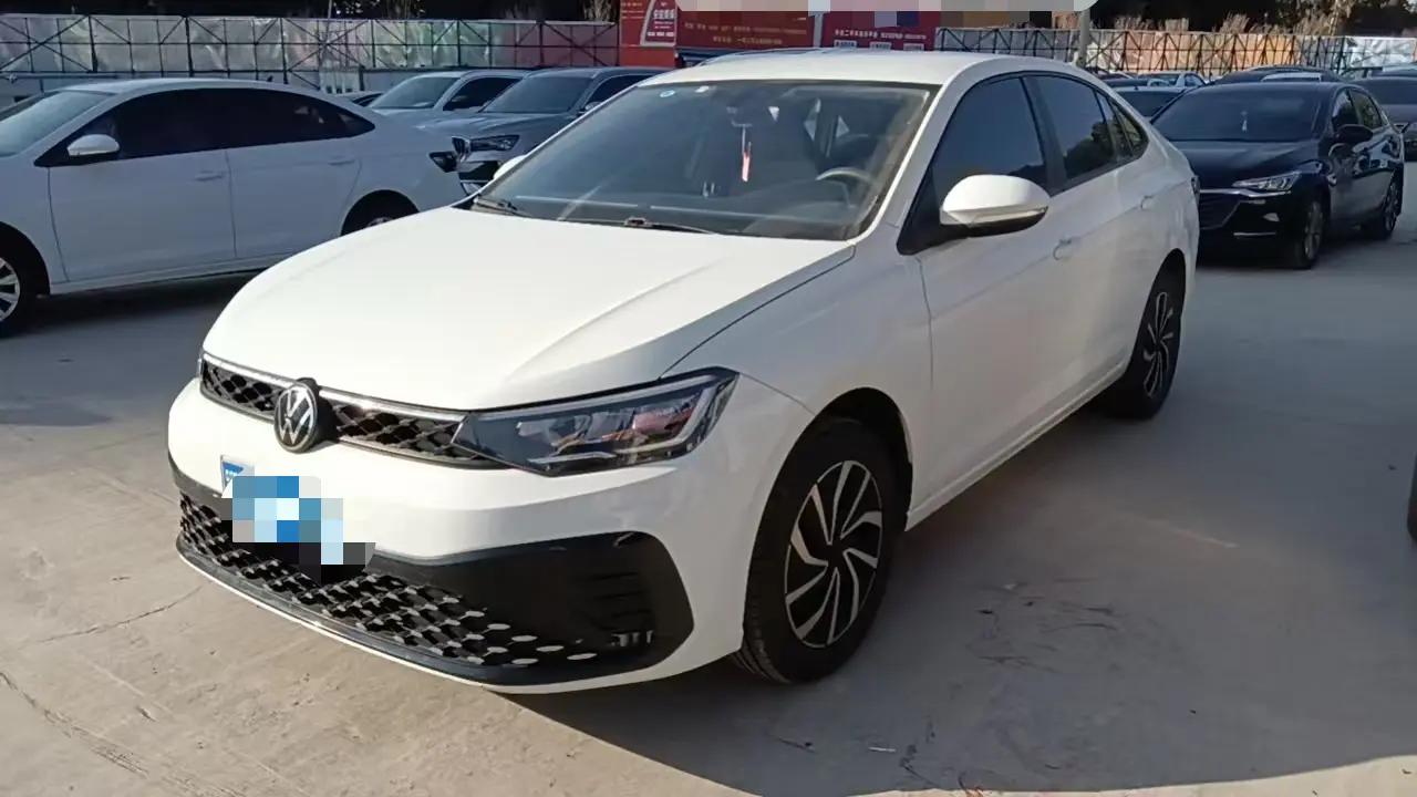 Volkswagen Lavida 2024 г. 42086 км.