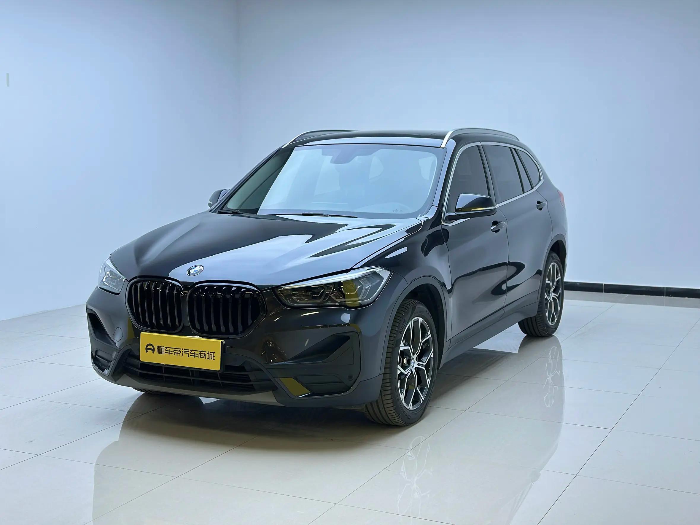 BMW X1 2022 г. 36216 км.