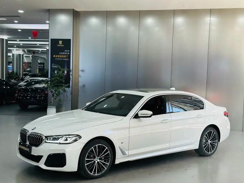 BMW 5 Series 2021 г. 33045 км.