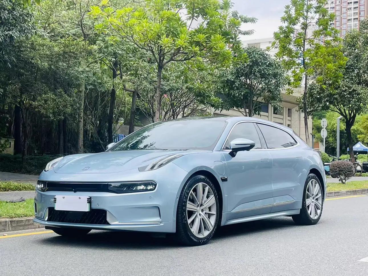 ZEEKR 001 2022 г. 69128 км.