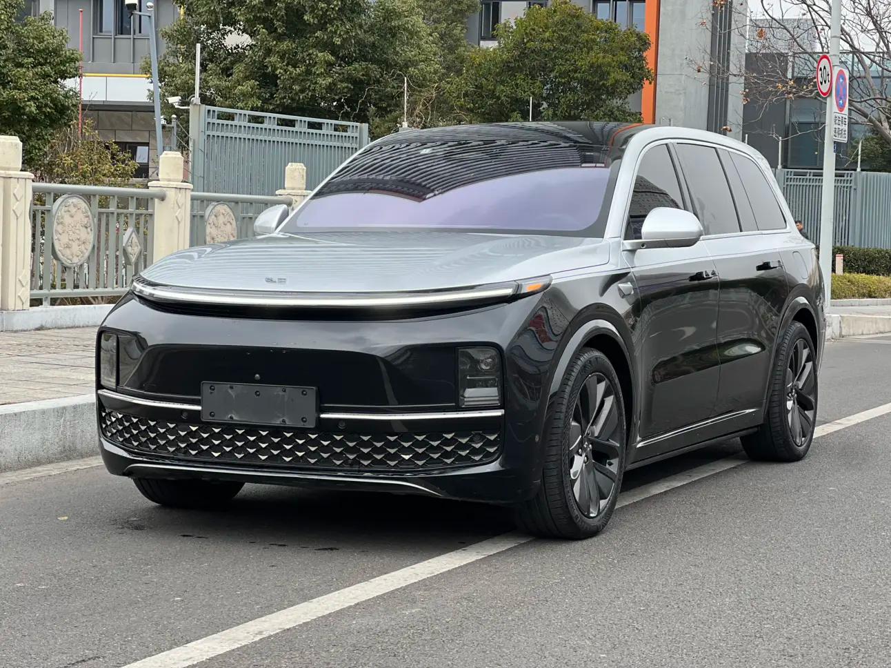 Lixiang L9 2024 г. 58000 км.