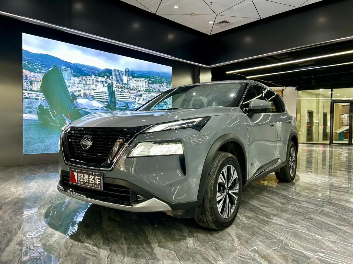 Nissan X-Trail 2024 г. 29088 км.