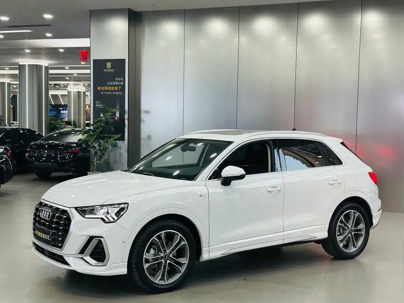 Audi Q3 2022 г. 46300 км.