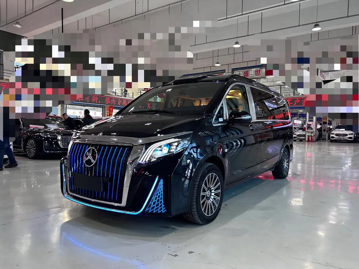 Mercedes-Benz Vito 2024 г. 15064 км.