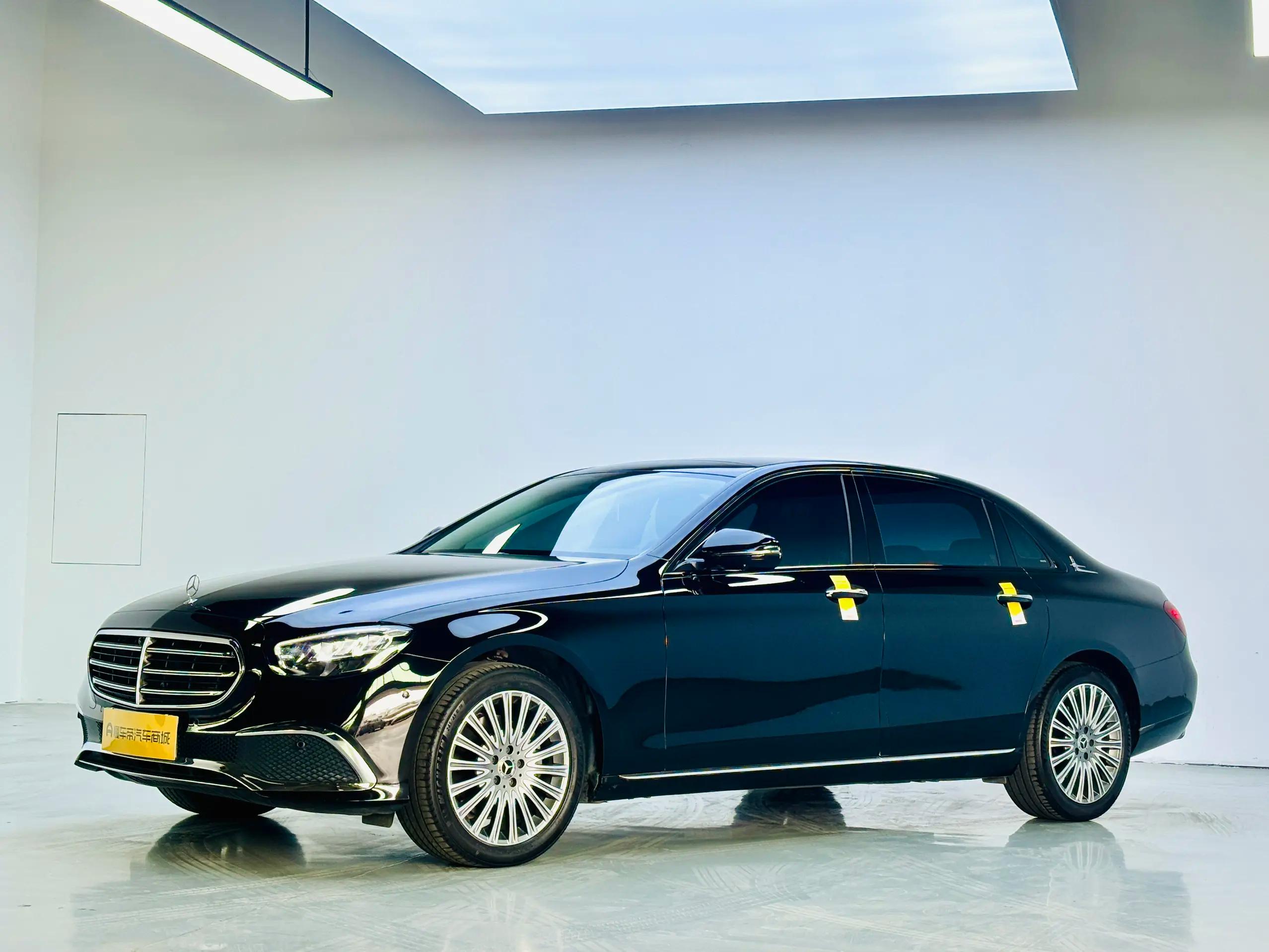 Mercedes-Benz E-Class 2021 г. 62950 км.