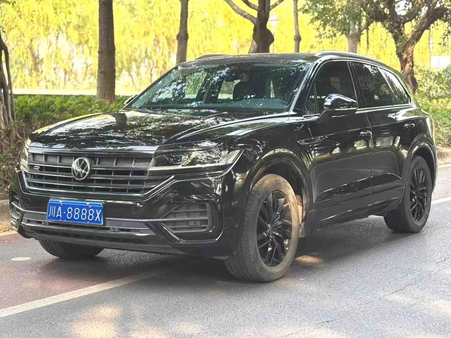 Volkswagen Touareg 2024 г.