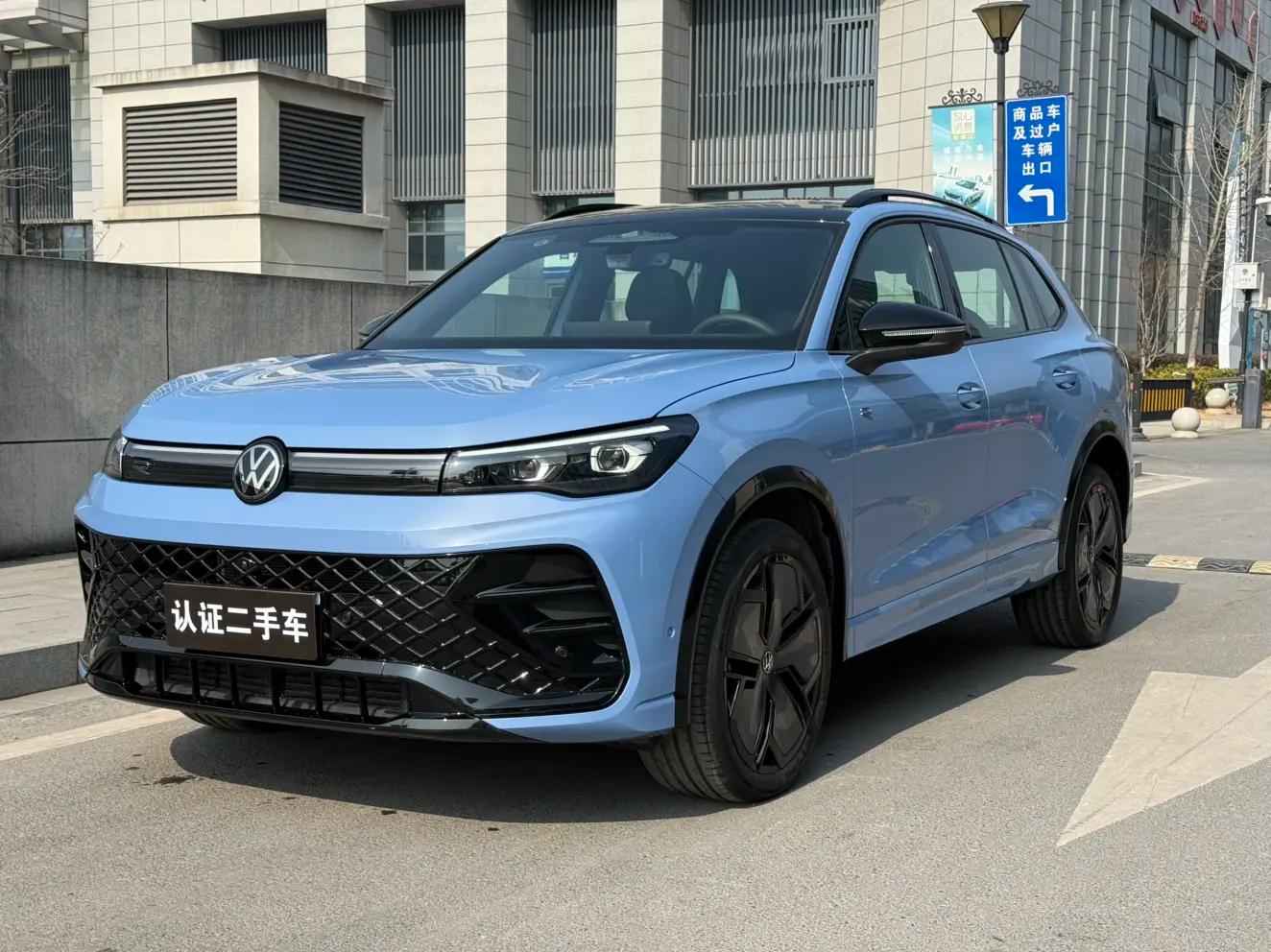 Volkswagen Tiguan L 2024 г. 754 км.