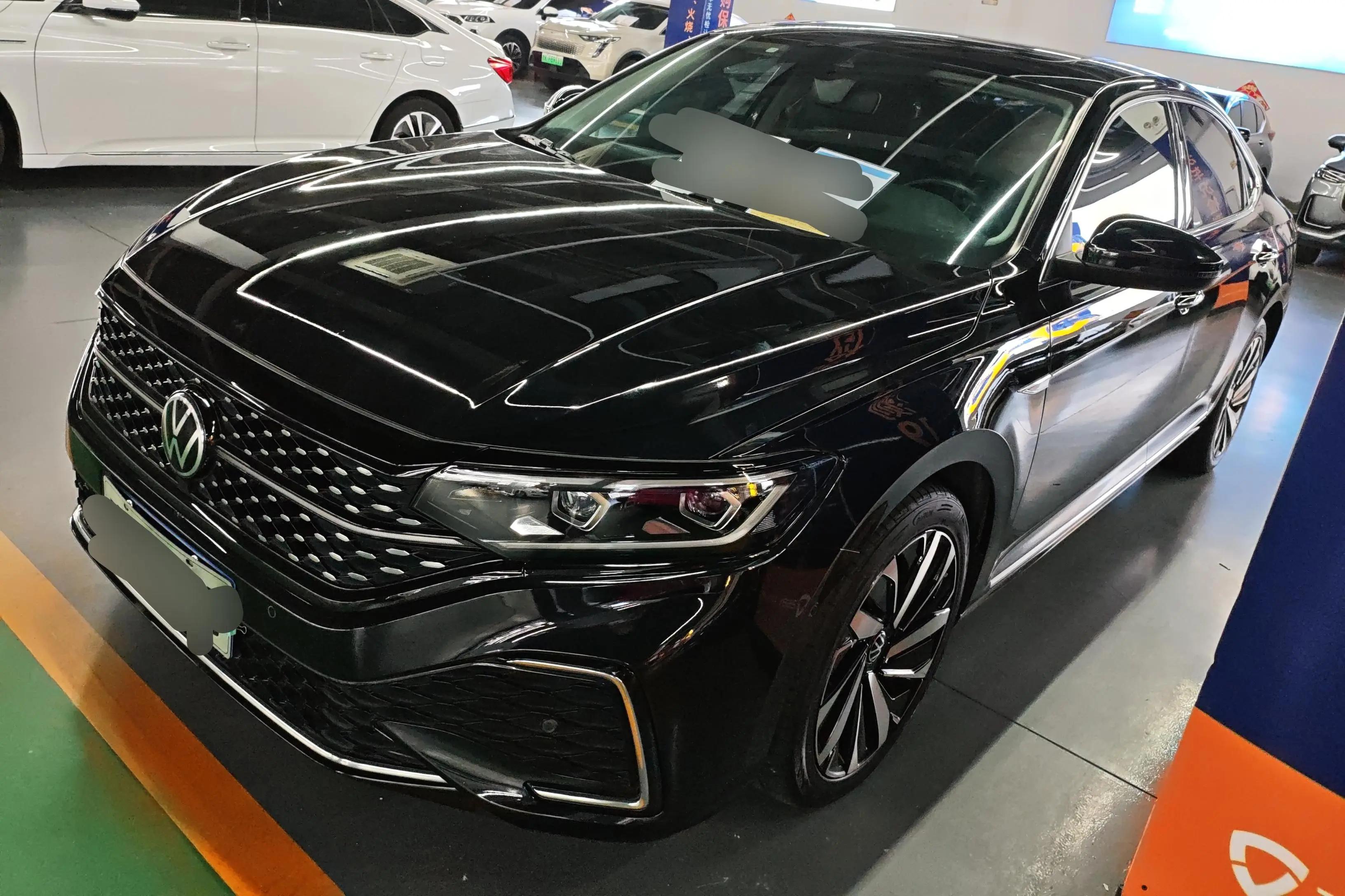Volkswagen Passat 2021 г. 66614 км.