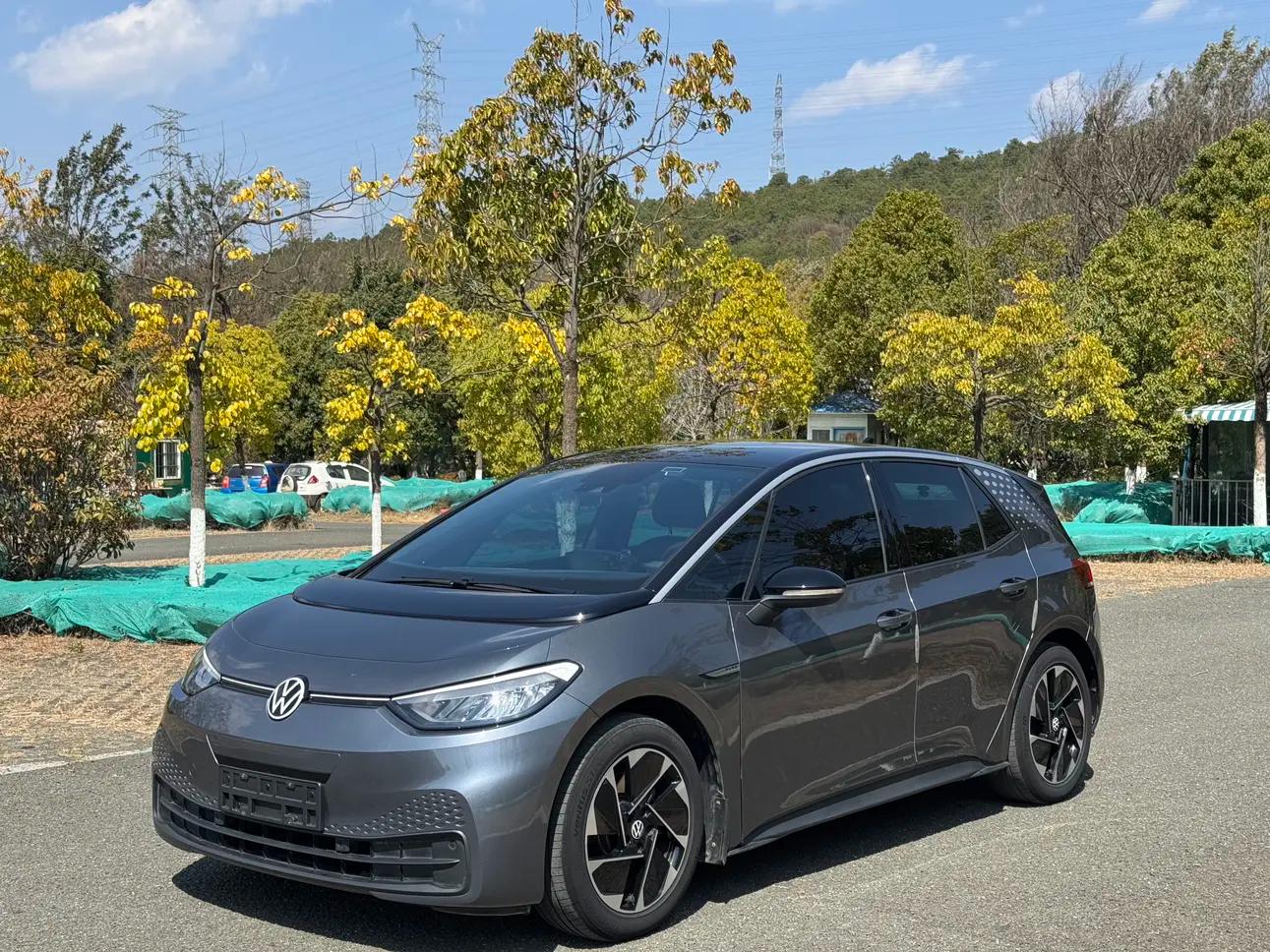 Volkswagen ID.3 2022 г. 74121 км.