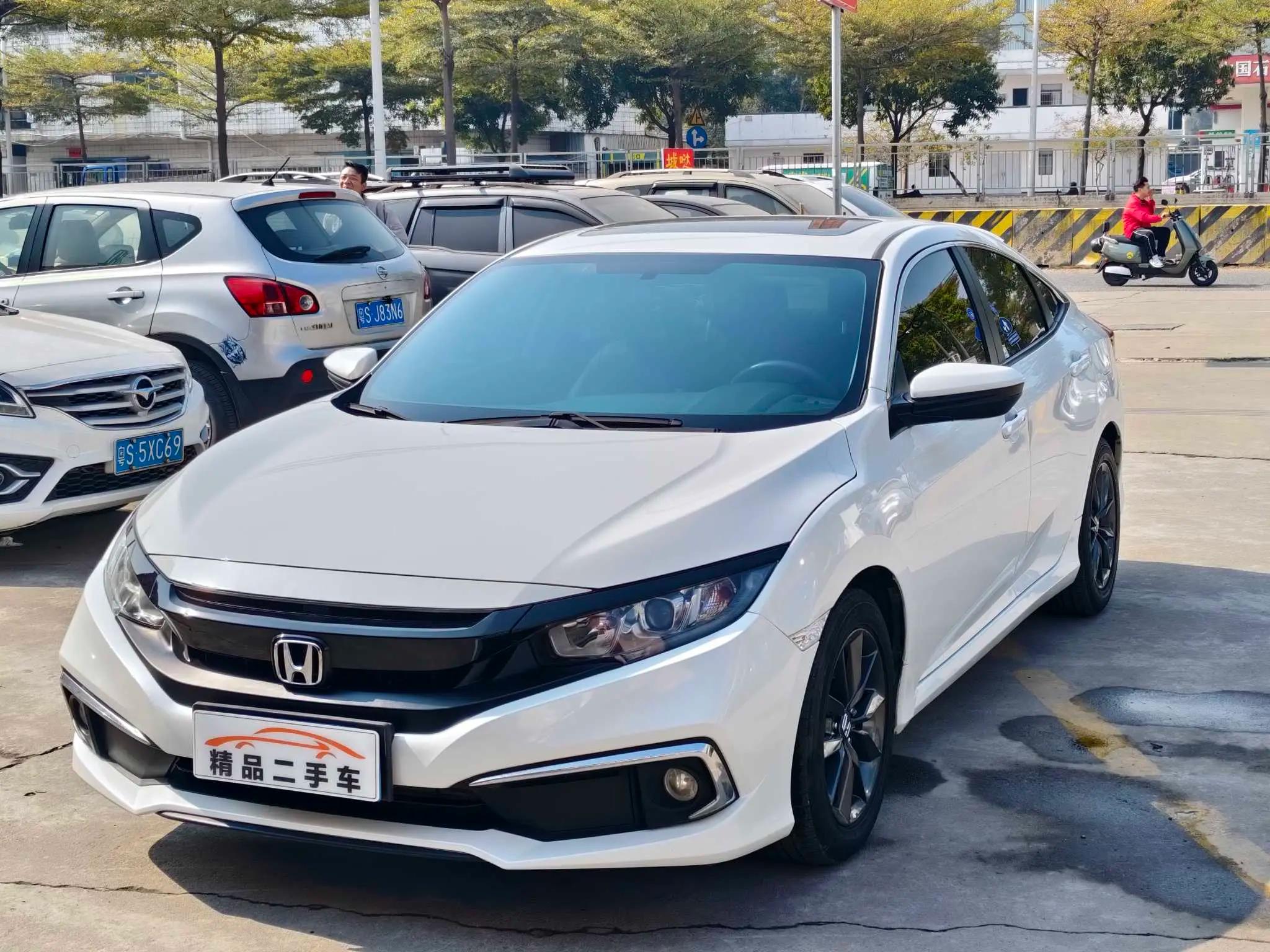 Honda Civic 2021 г. 70060 км.