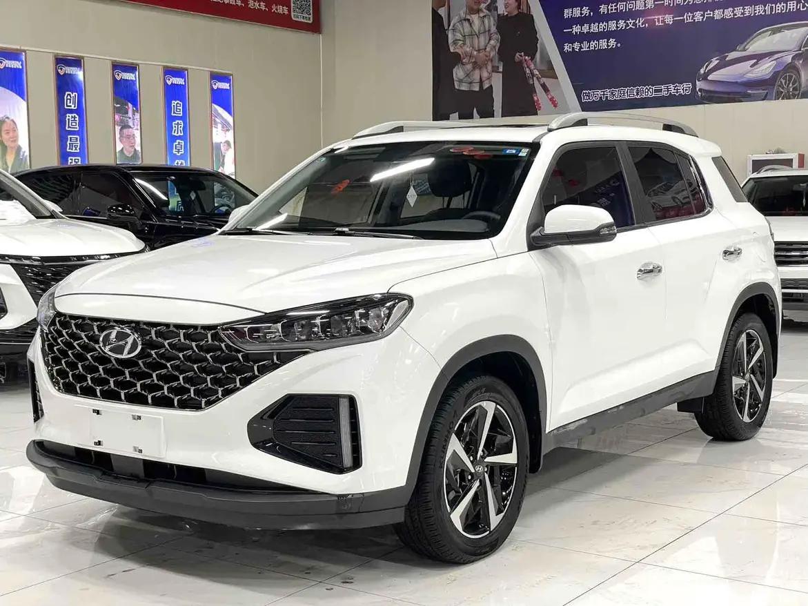 Hyundai ix35 2022 г. 33388 км.