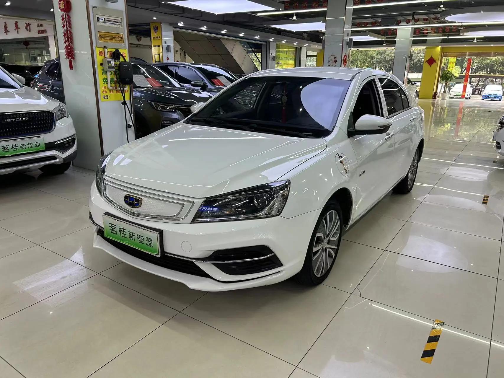 Geely Emgrand EV 2018 г.