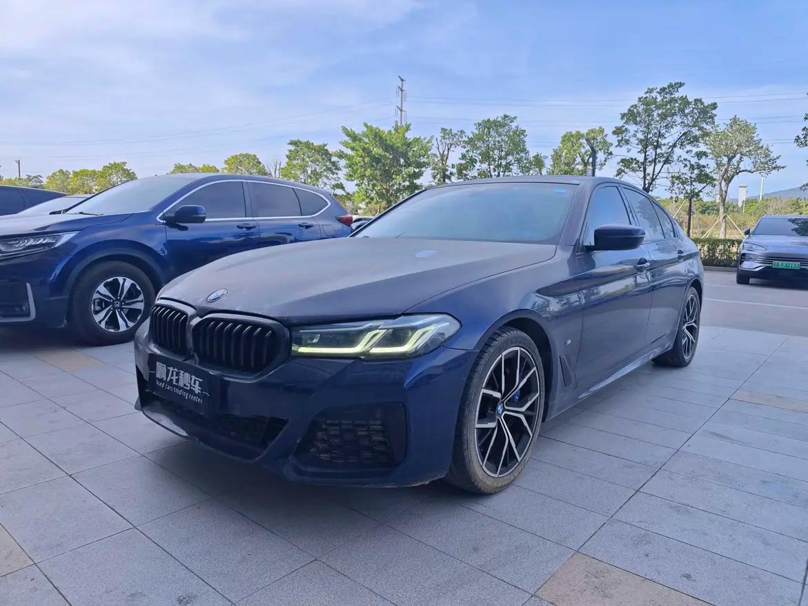BMW 5 Series 2022 г. 37754 км.