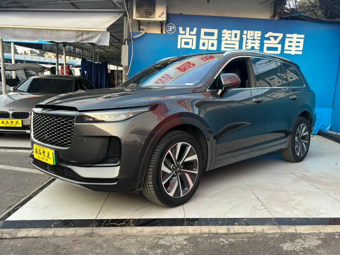 Lixiang ONE 2021 г. 48117 км.