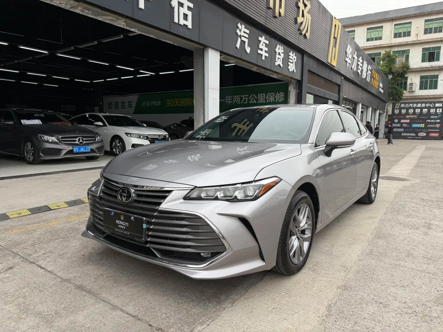 Toyota Avalon 2022 г. 40000 км.