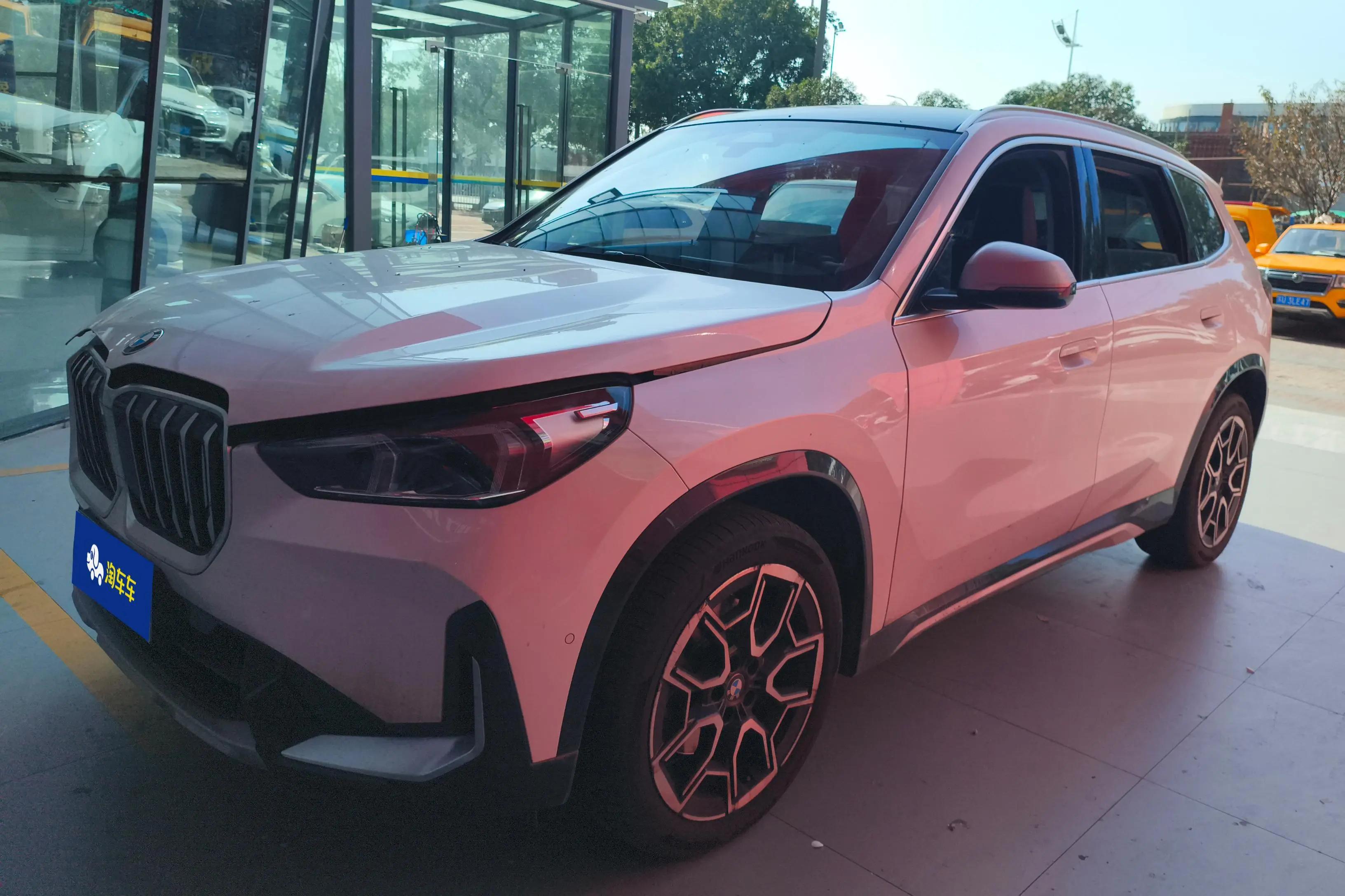 BMW X1 2023 г. 21320 км.