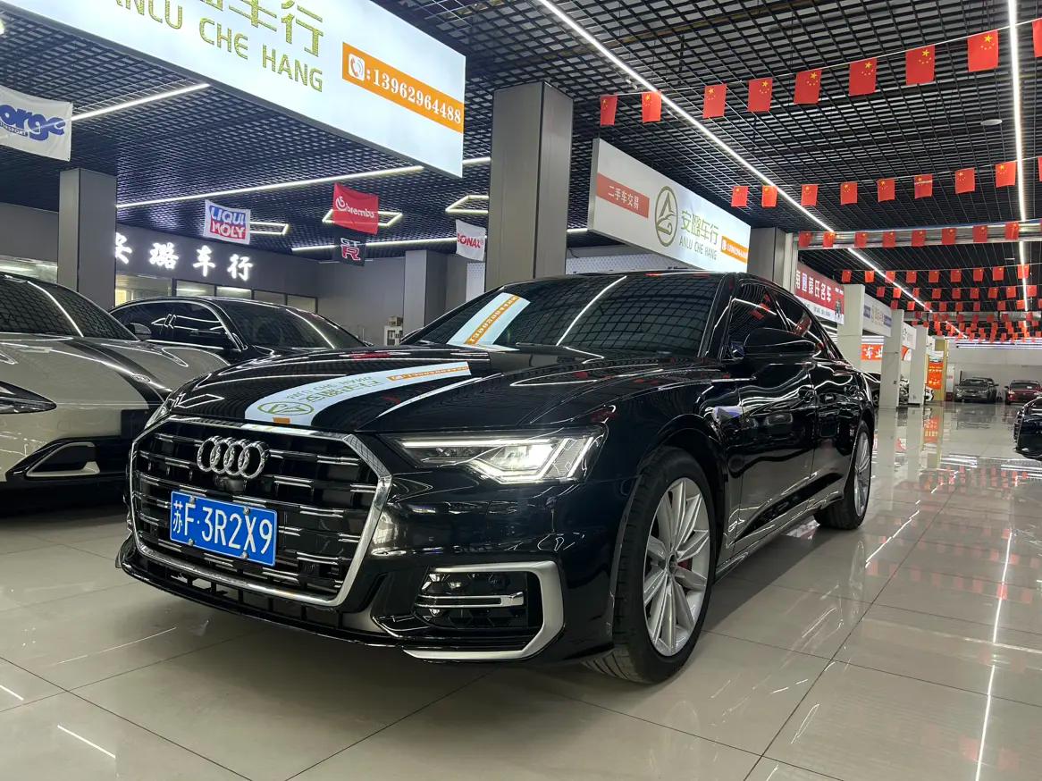 Audi A6L 2025 г. 16125 км.