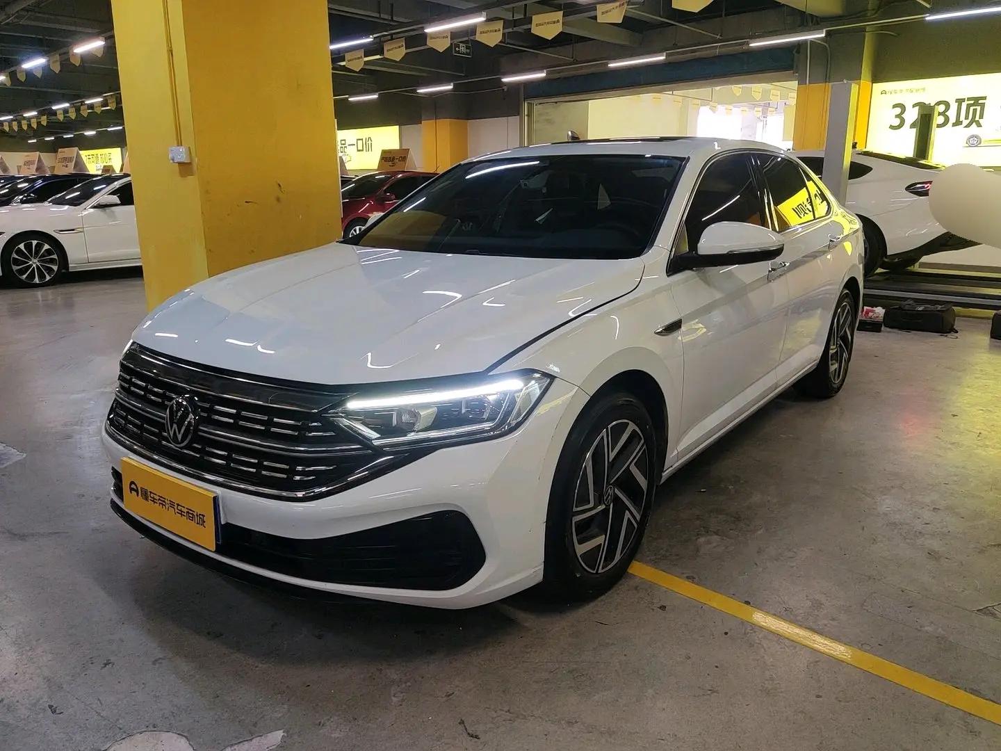 Volkswagen Sagitar 2023 г. 27891 км.