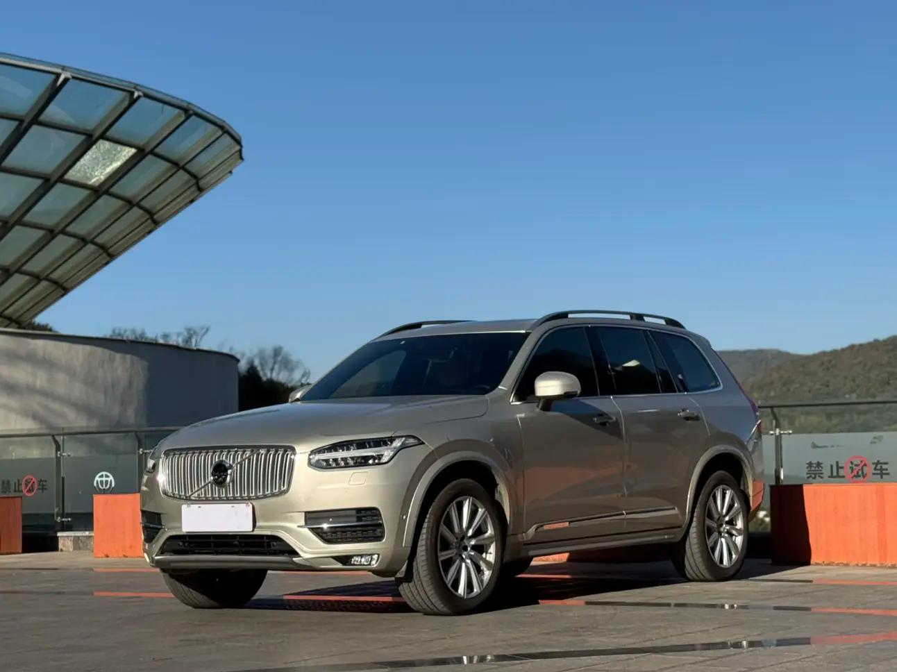 Volvo XC90 2018 г.