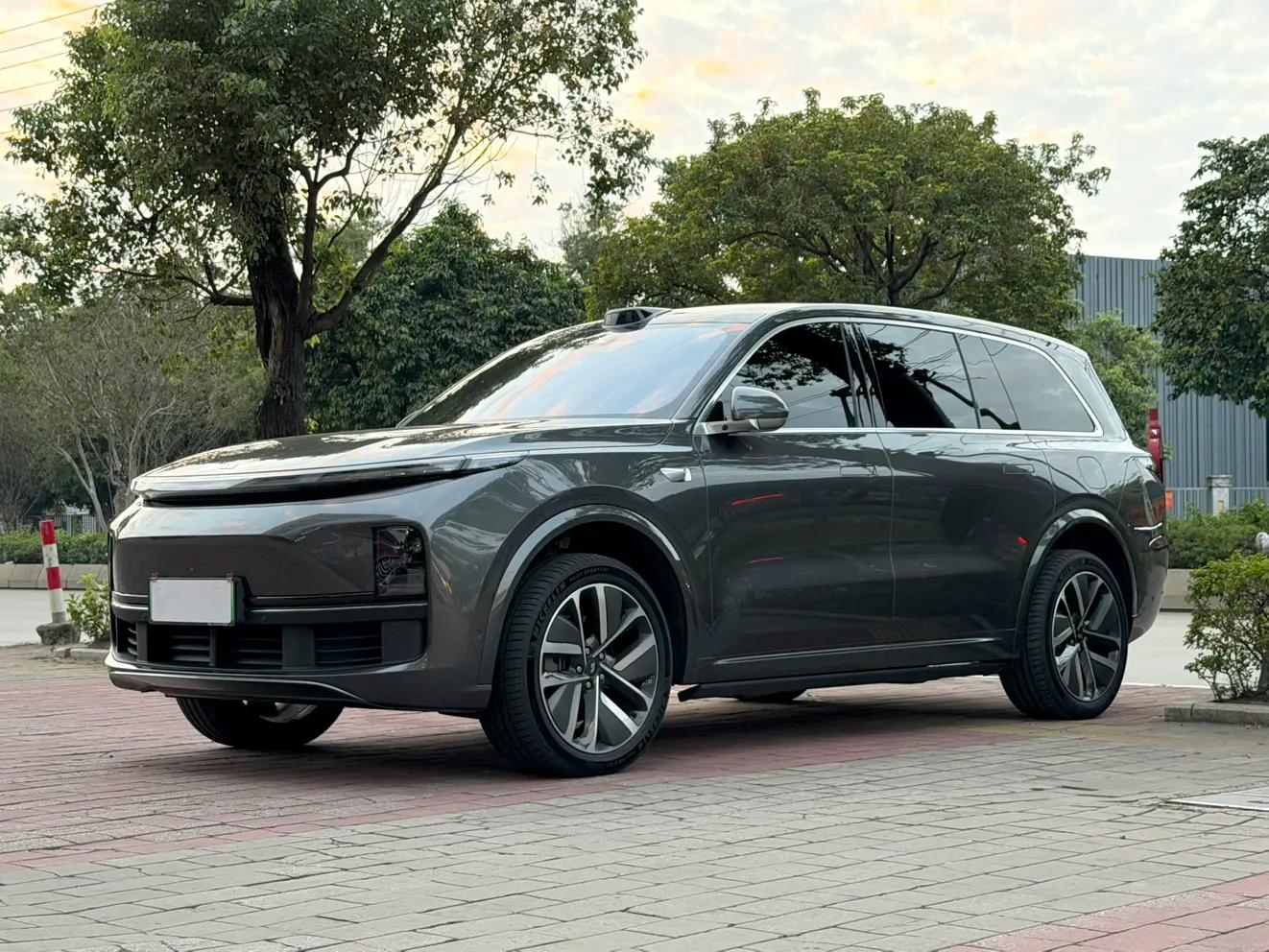 Lixiang L9 2022 г. 60103 км.