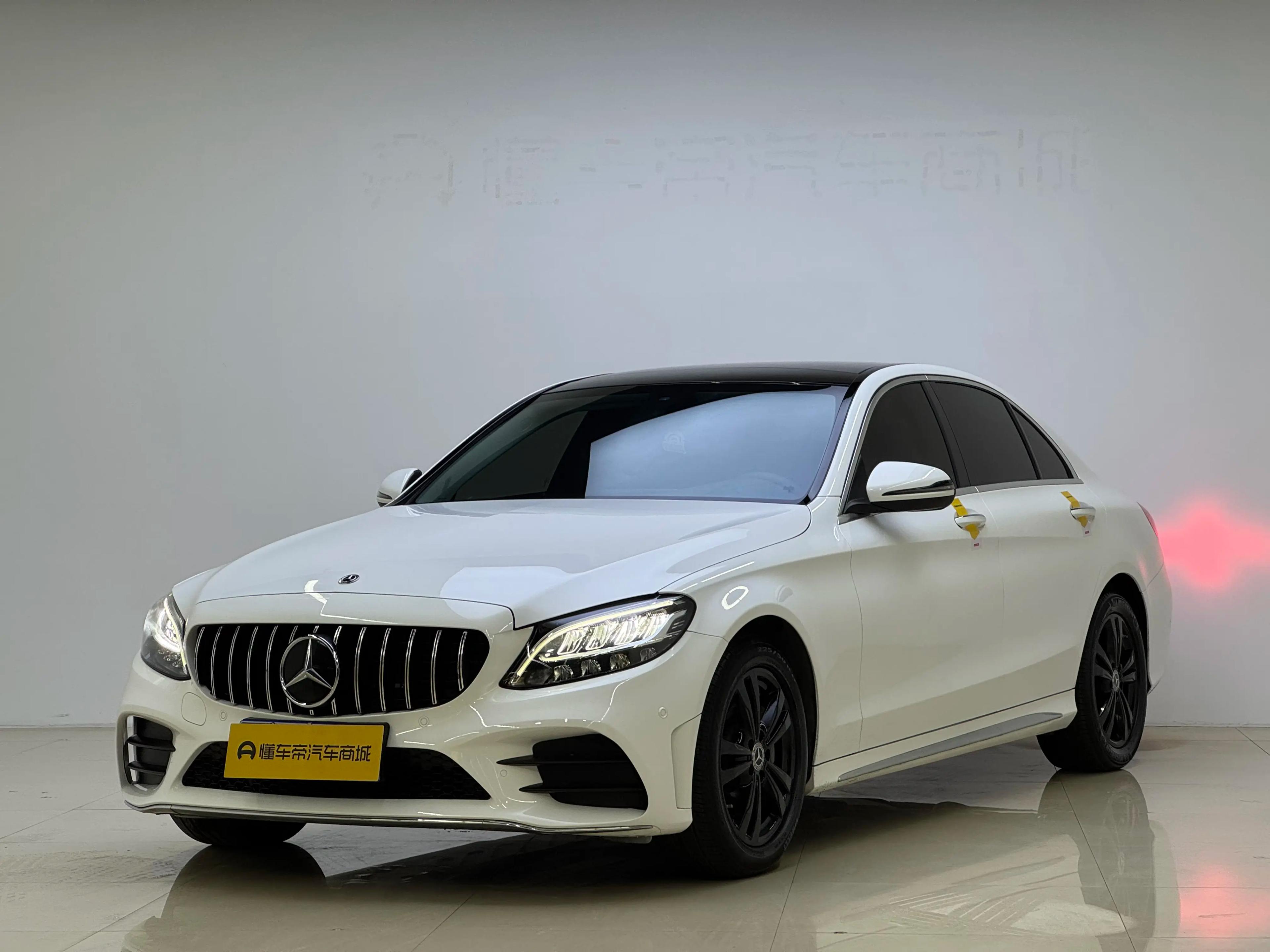 Mercedes-Benz Mercedes Benz C Class 2021 г. 55877 км.