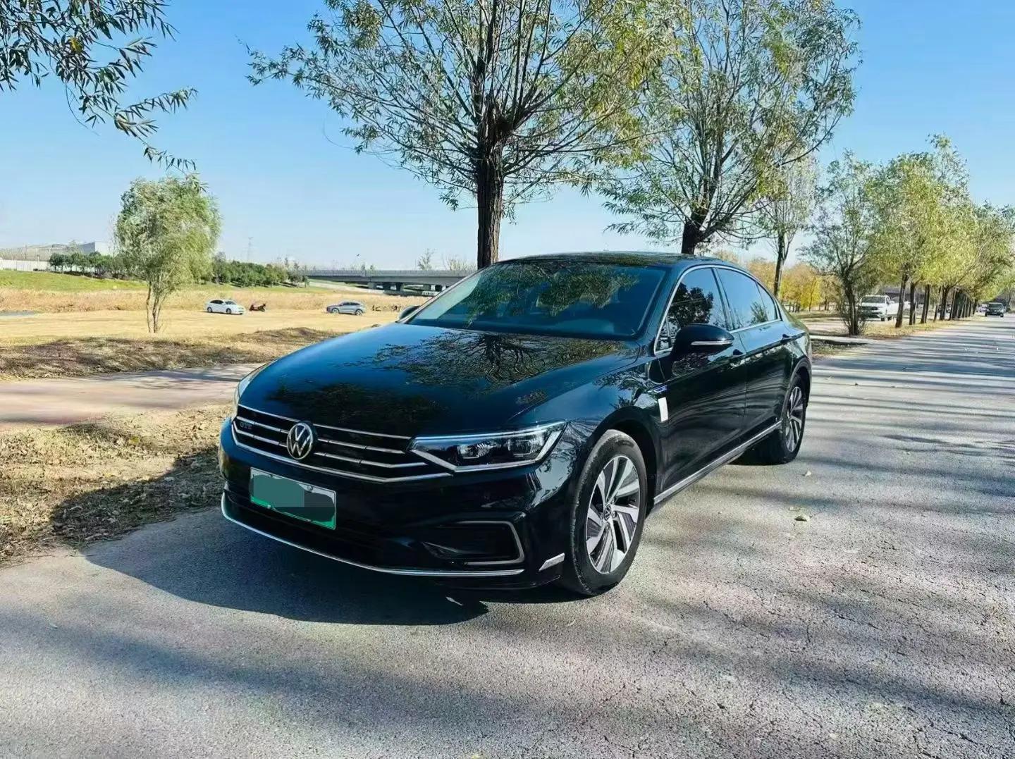 Volkswagen Magotan PHEV 2024 г. 25056 км.