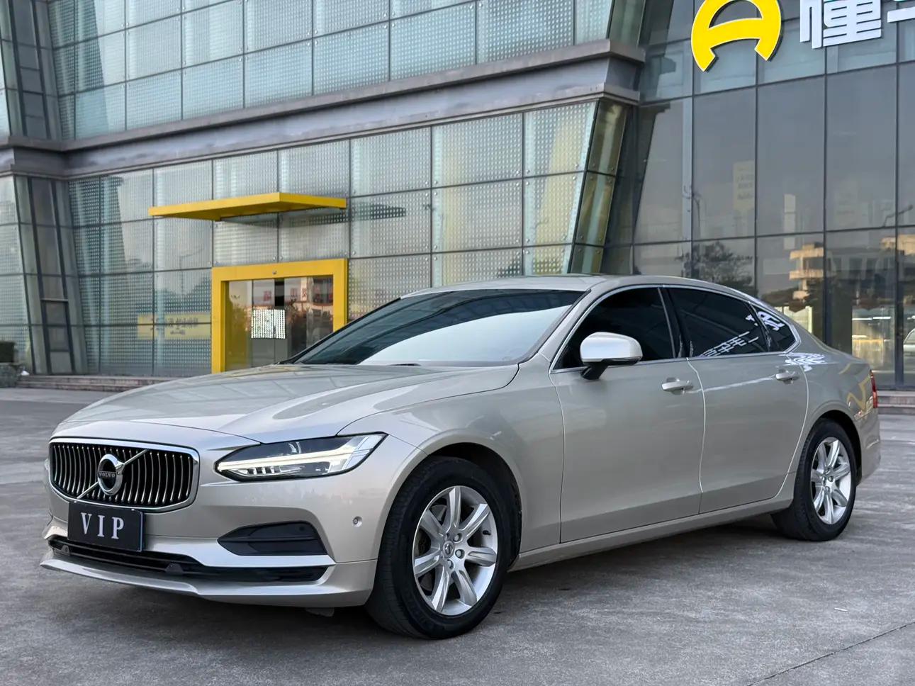 Volvo S90 2018 г.