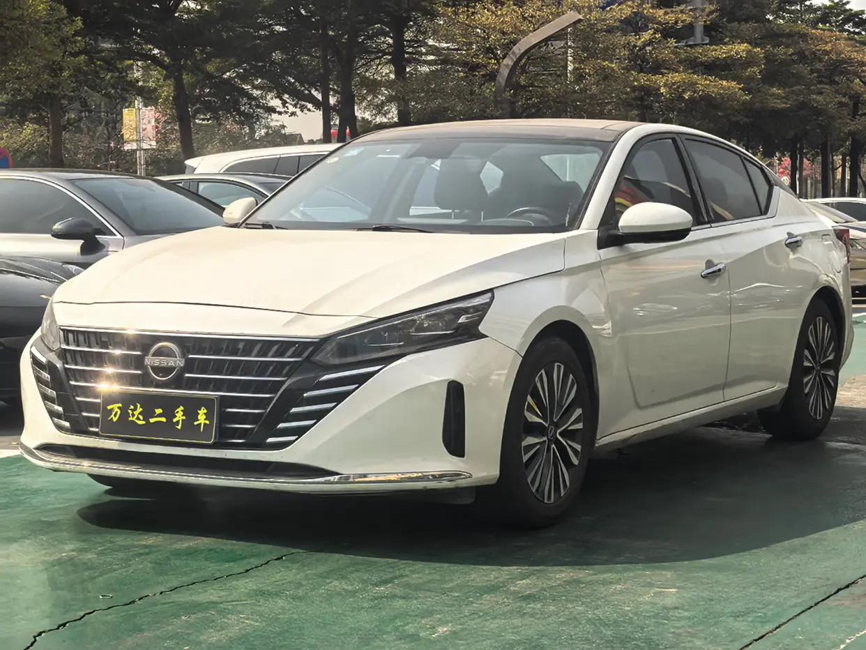 Nissan Altima 2023 г. 60028 км.