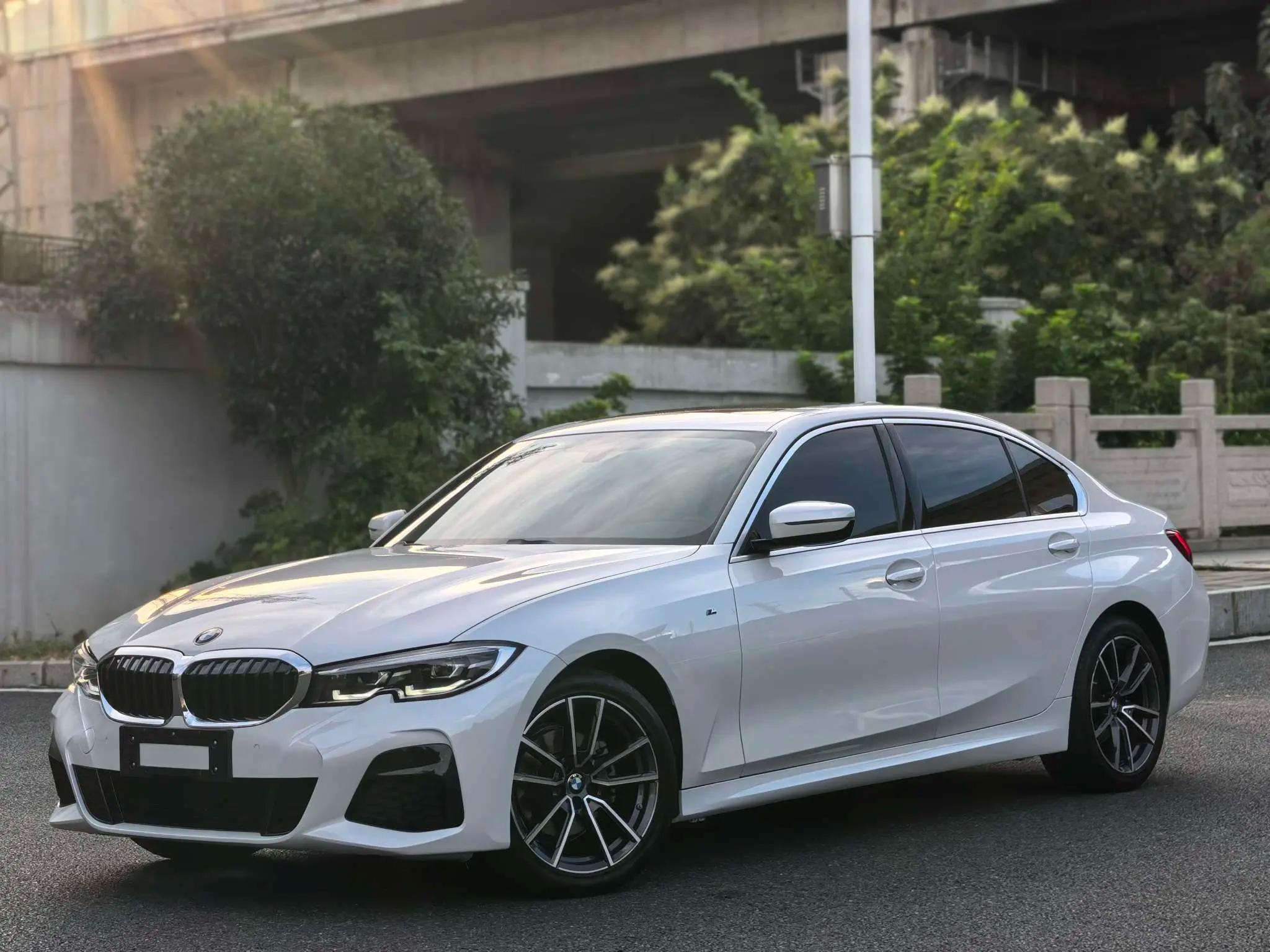 BMW 3 Series 2022 г. 57113 км.