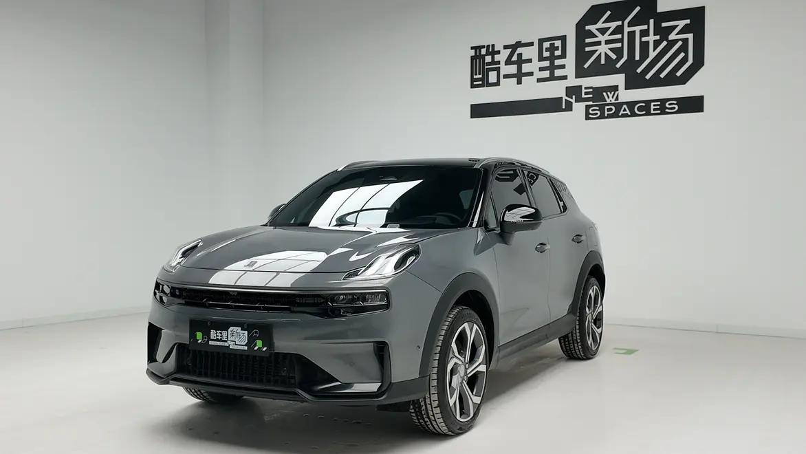 Lynk & Co 06 2024 г. 22153 км.
