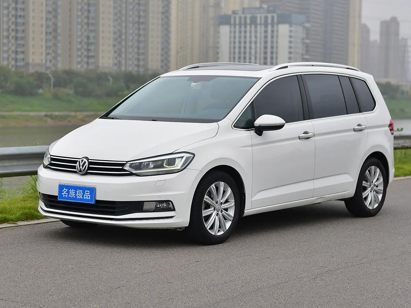 Volkswagen Touran L 2018 г.