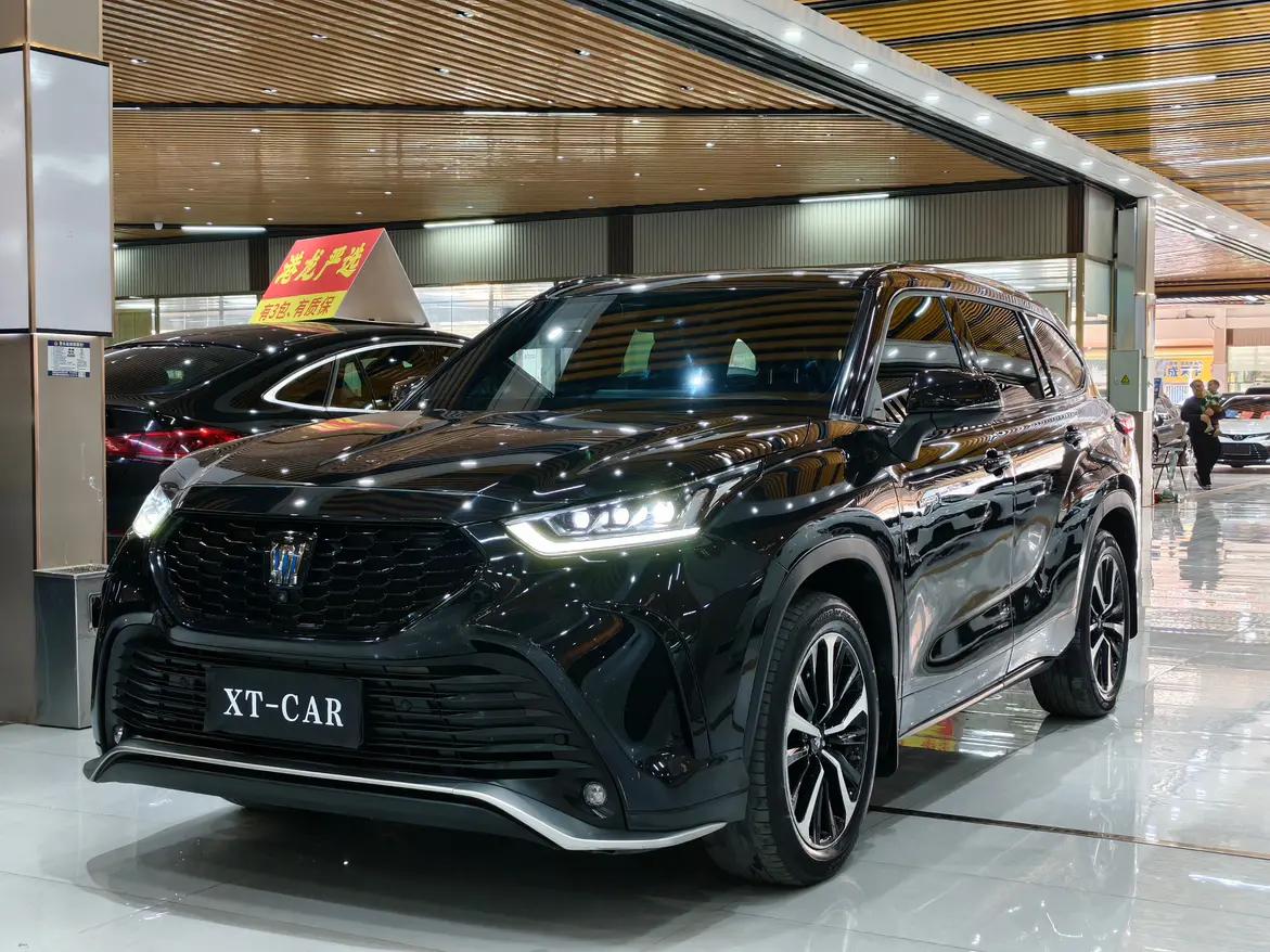 Toyota Crown Kluger 2022 г.