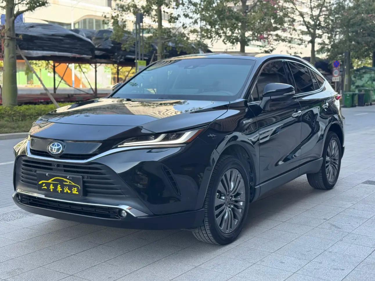 Toyota Harrier 2022 г.