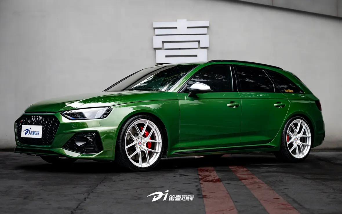 Audi RS 4 2021 г.