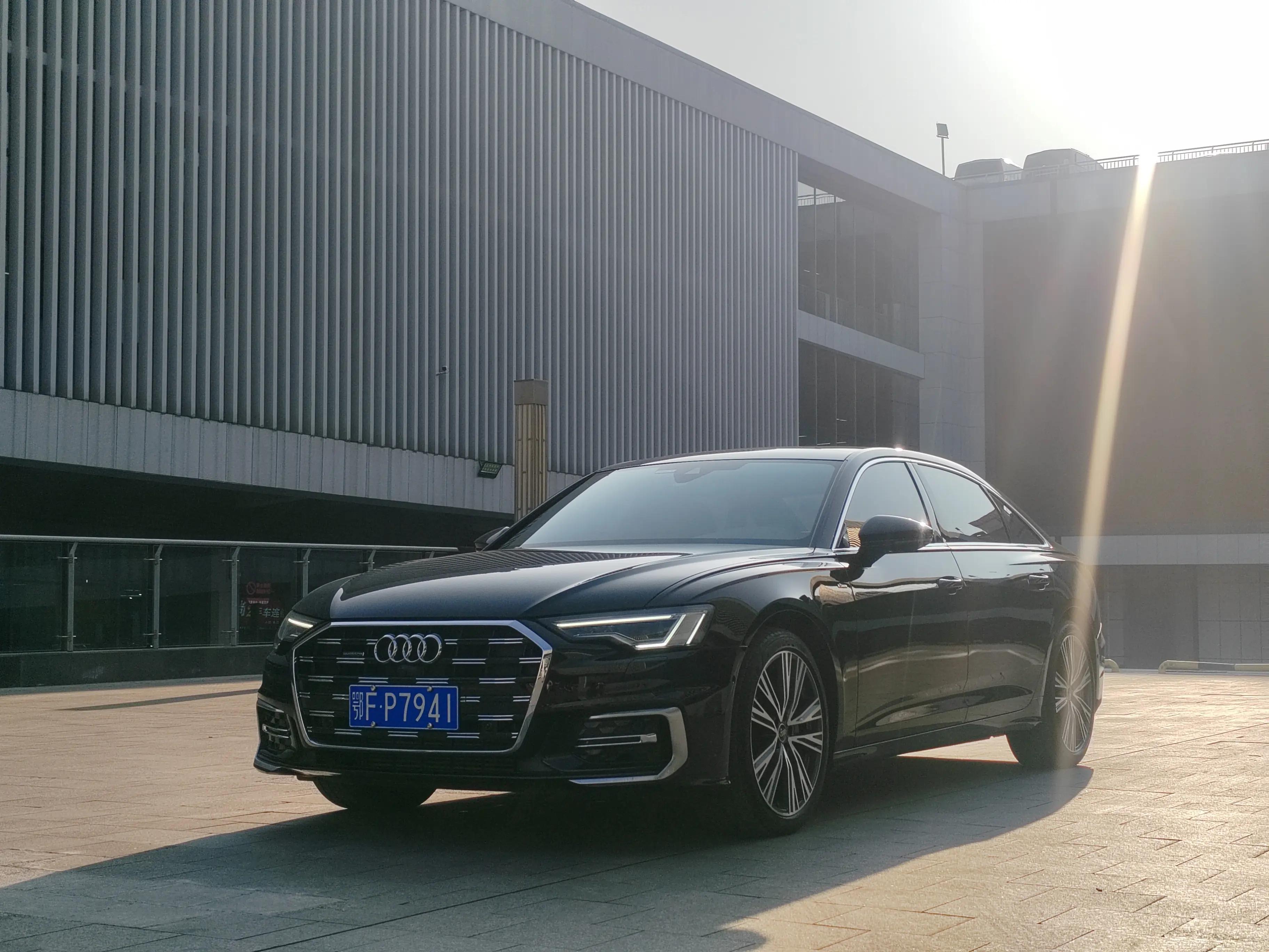 Audi A6L 2023 г. 34000 км.