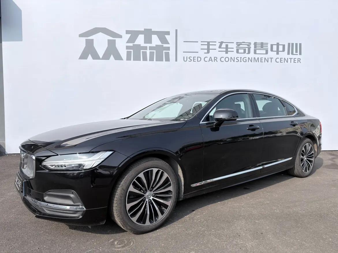 Volvo S90 2024 г. 22018 км.