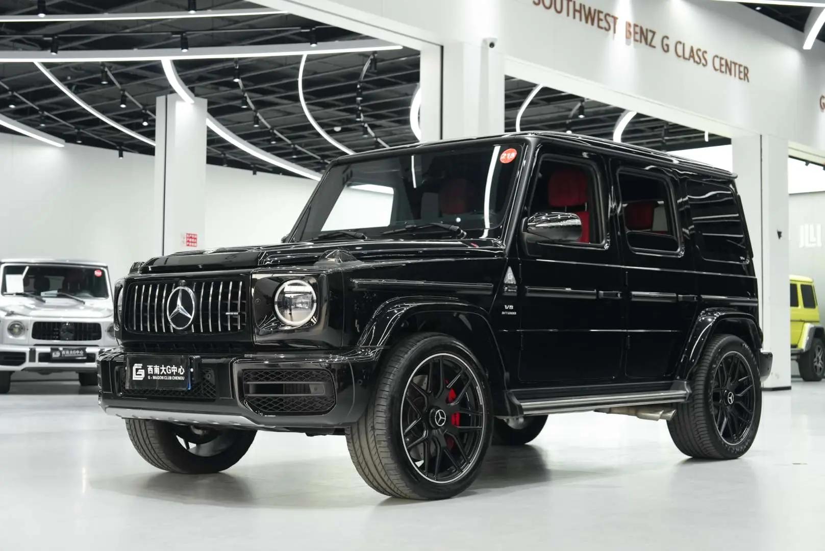 Mercedes-Benz G-Class AMG 2023 г. 8096 км.