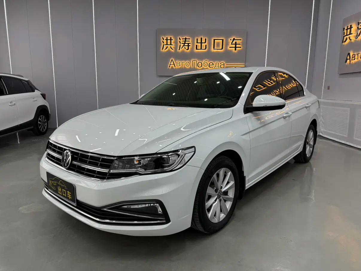 Volkswagen Bora 2021 г. 53130 км.