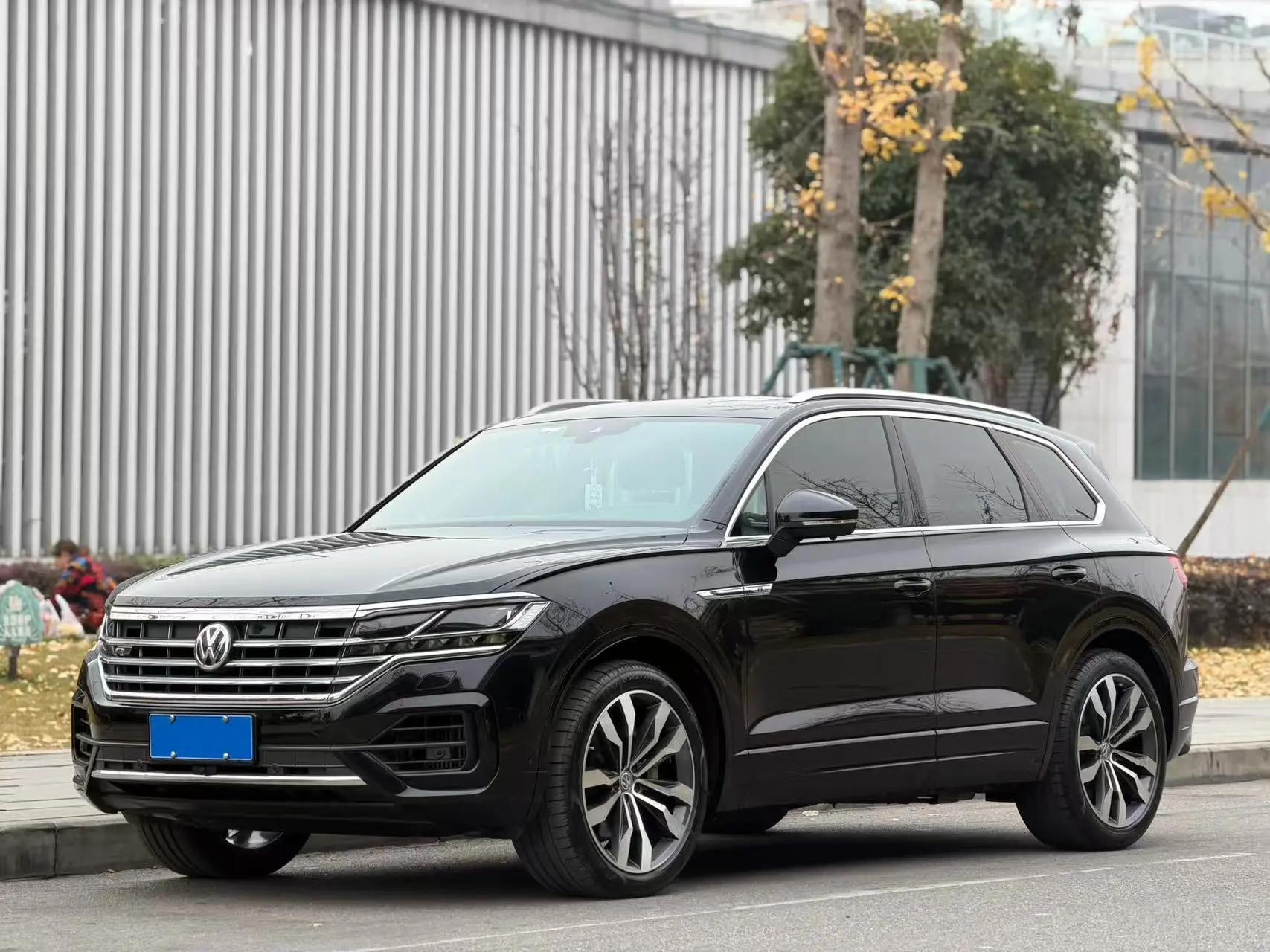 Volkswagen Touareg 2019 г.