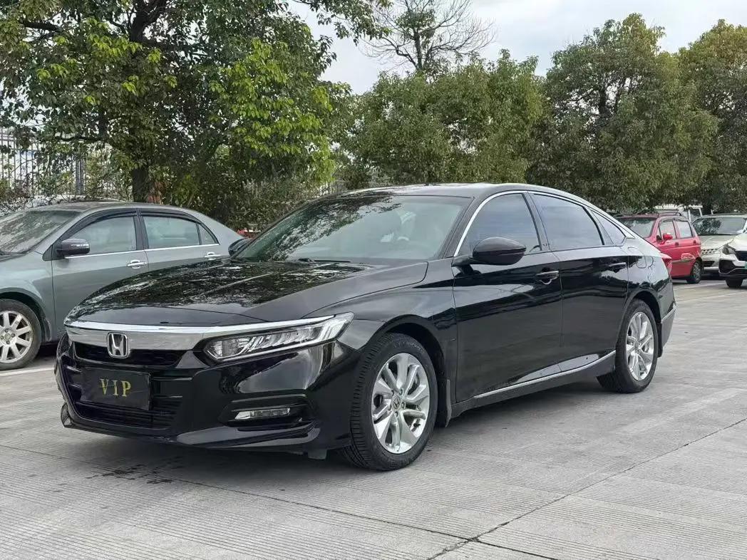 Honda Accord 2021 г. 20143 км.