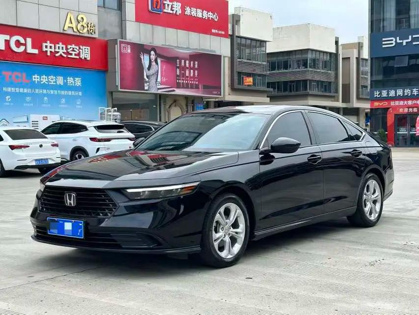 Honda Accord 2024 г. 44944 км.