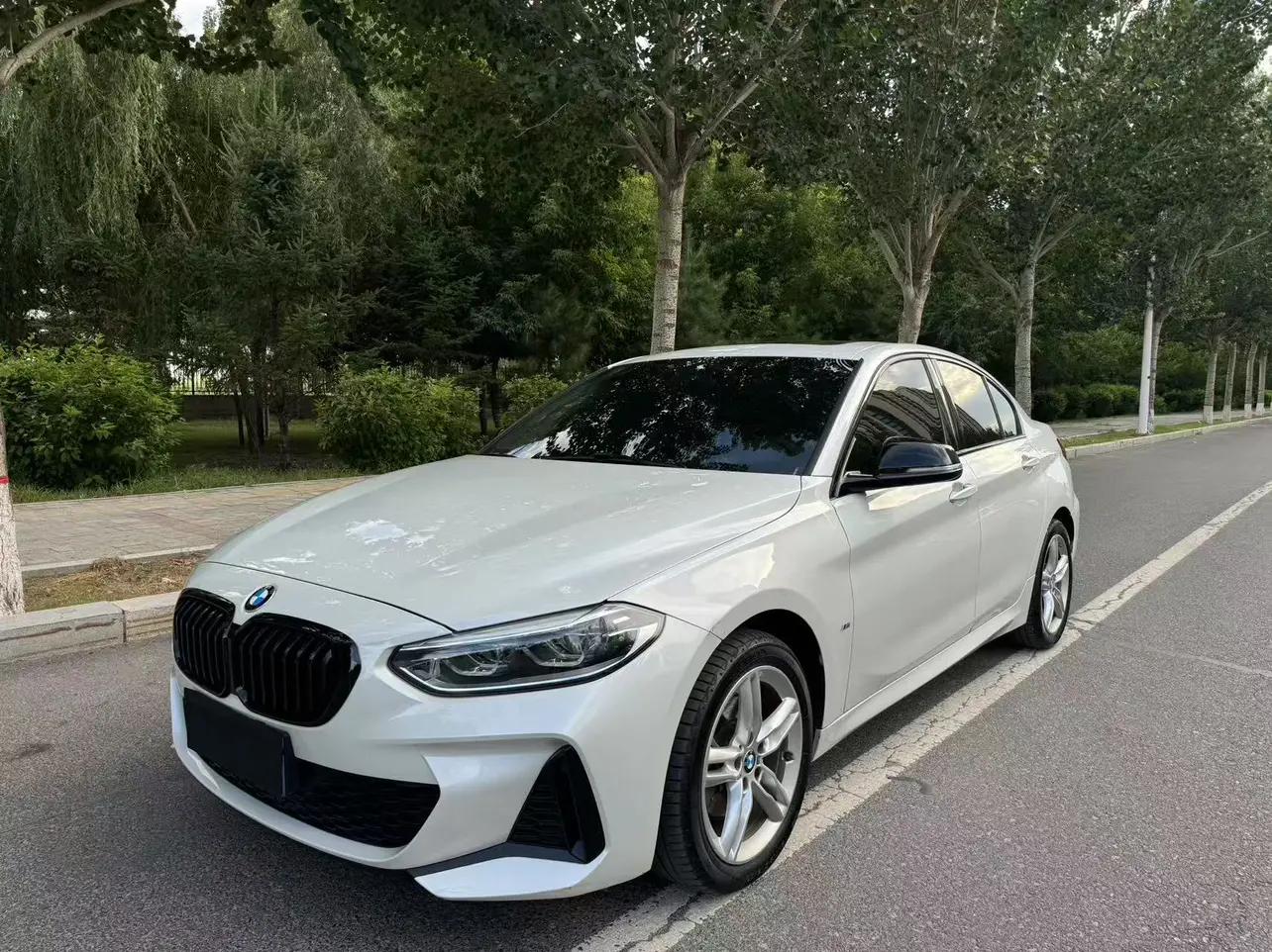 BMW 1 Series 2022 г. 39000 км.