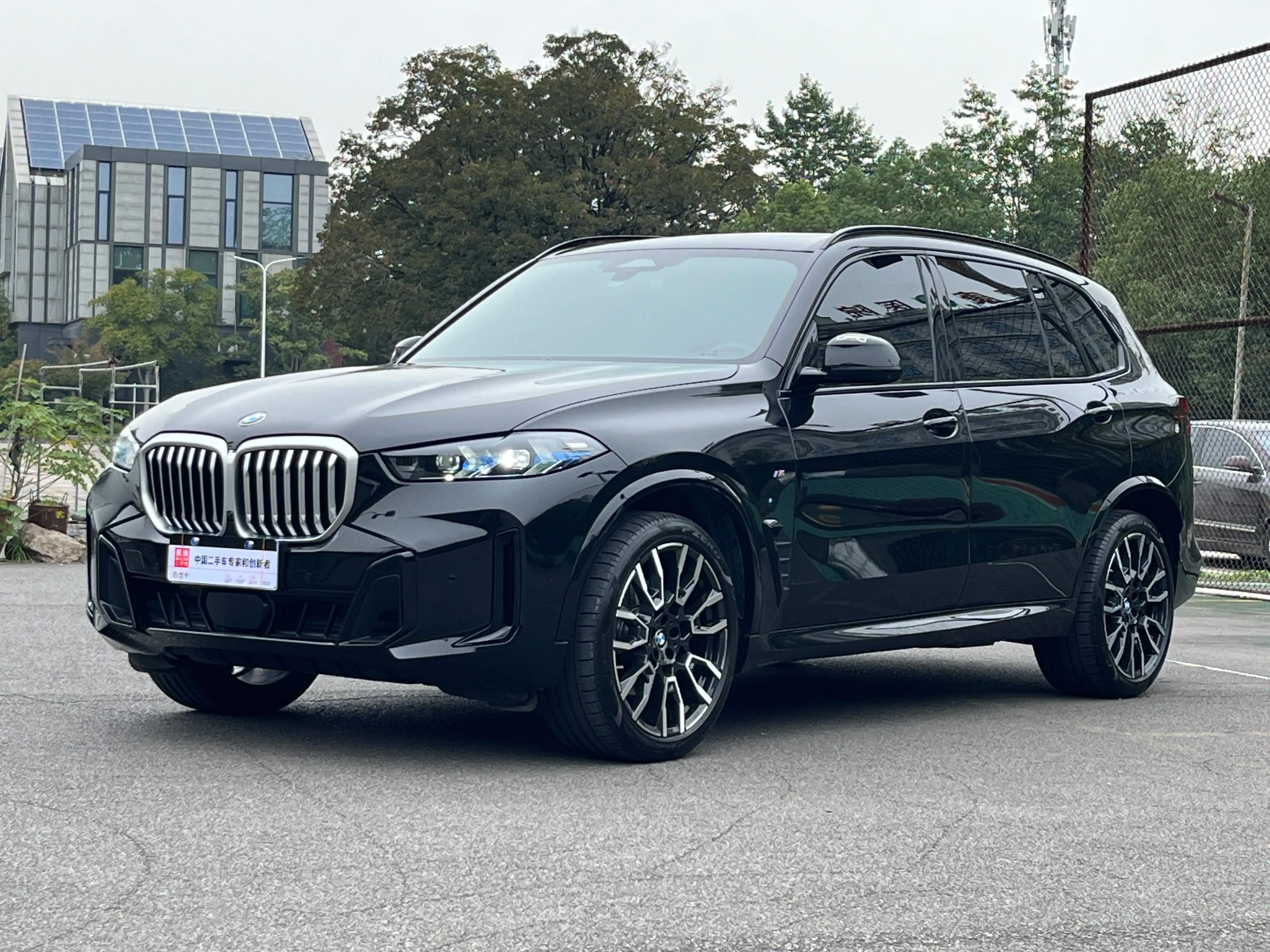 BMW X5 2025 г. 7787 км.