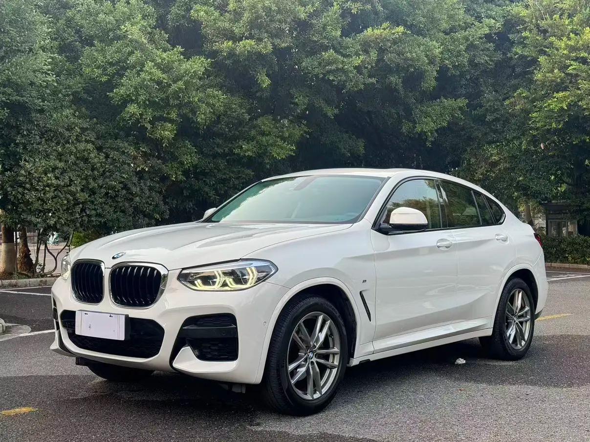 BMW X4 2021 г. 77109 км.