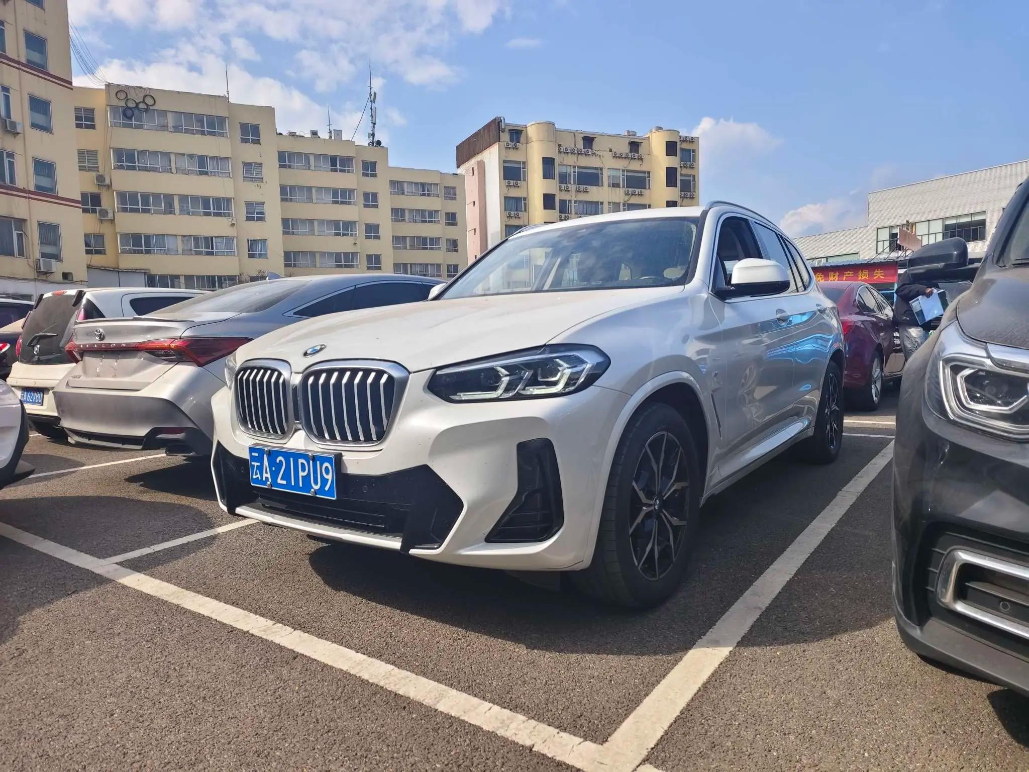 BMW X3 2024 г. 24019 км.