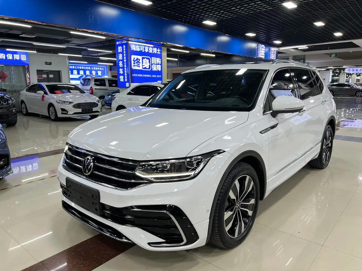 Volkswagen Tiguan L 2021 г. 74036 км.