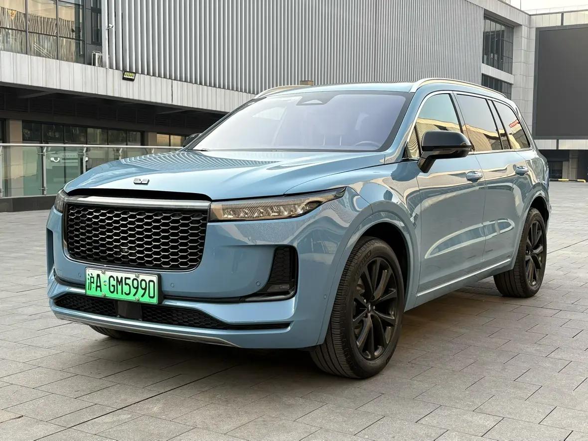 Lixiang ONE 2022 г. 36019 км.