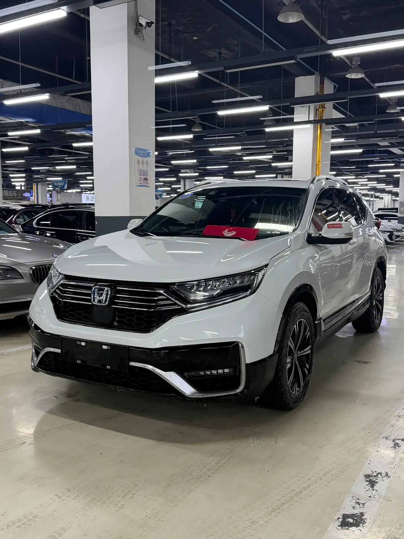 Honda CR-V PHEV 2022 г. 68025 км.